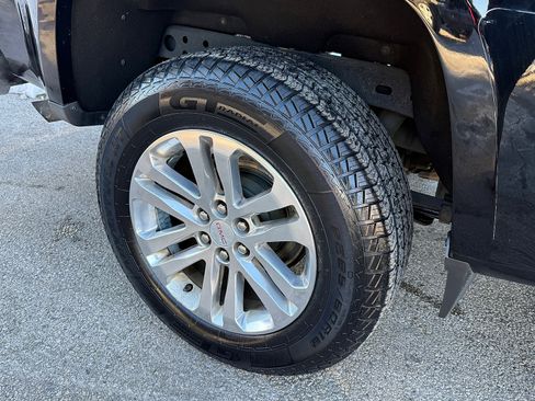 Used 2016 GMC Canyon SLT w/ Driver Alert Package image 11