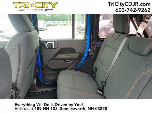 New 2024 Jeep Wrangler Sahara image 26