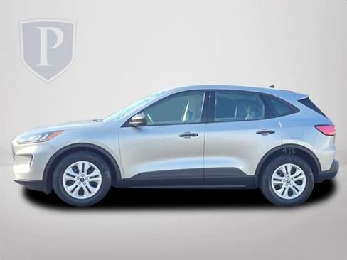 Used 2022 Ford Escape S image 10