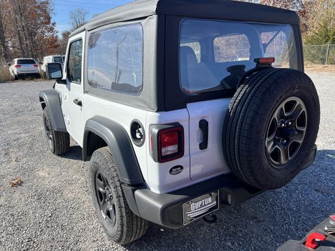 New 2026 Jeep Wrangler Sport AWD/4WD image 8