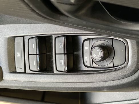 Used 2024 Subaru Crosstrek 2.5i Sport w/ Popular Package #4A AWD/4WD image 16