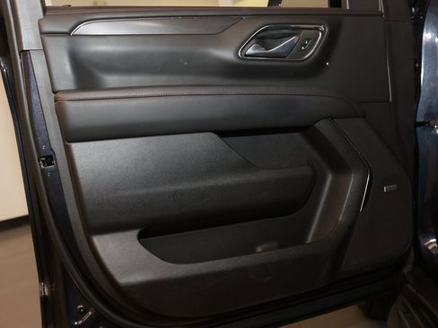 Used 2023 Chevrolet Tahoe RST w/ Sport Performance Package image 23