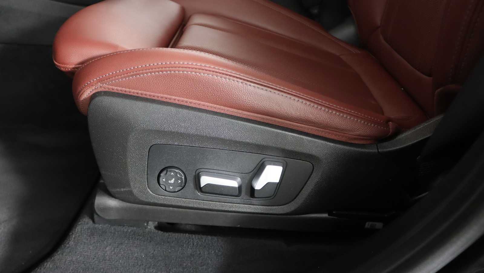 Used 2023 BMW X3 xDrive30i w/ Premium Package AWD/4WD image 19