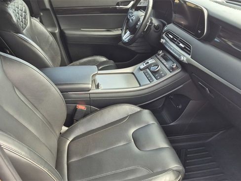 Used 2021 Hyundai Palisade Limited image 16