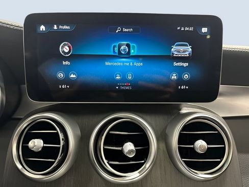 Used 2023 Mercedes-Benz GLC 300 4MATIC Coupe image 23