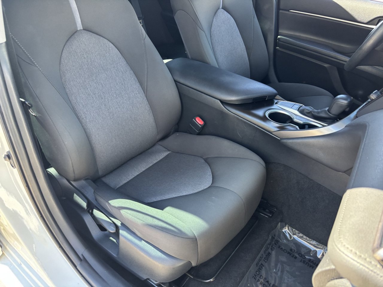 Used 2023 Toyota Camry LE FWD image 8