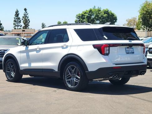 Used 2026 Ford Explorer ST w/ Sun And Sound Package AWD/4WD image 2
