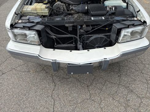 Used 1995 Cadillac Fleetwood Brougham image 46