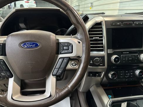 Used 2017 Ford F250 King Ranch w/ King Ranch Ultimate Package AWD/4WD image 15