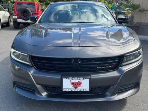 Used 2023 Dodge Charger SXT RWD image 2
