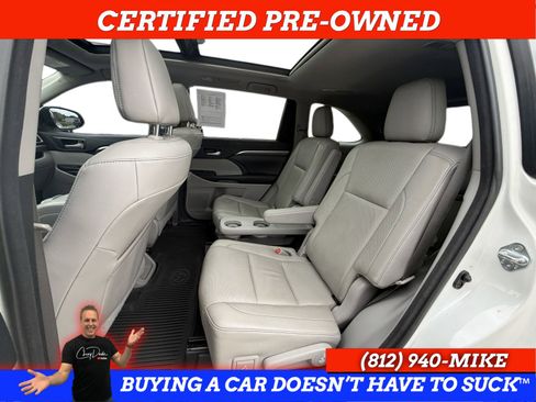 Used 2017 Toyota Highlander Limited Platinum AWD/4WD image 17
