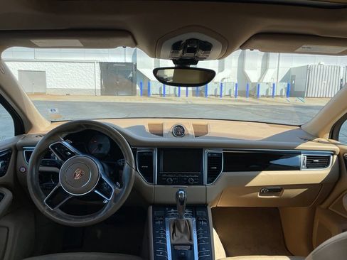 Used 2016 Porsche Macan S AWD/4WD image 5