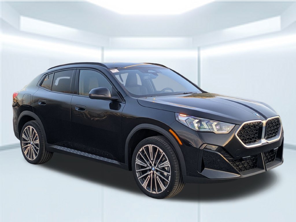 New 2026 BMW X2 xDrive28i w/ Technology Package AWD/4WD image 7