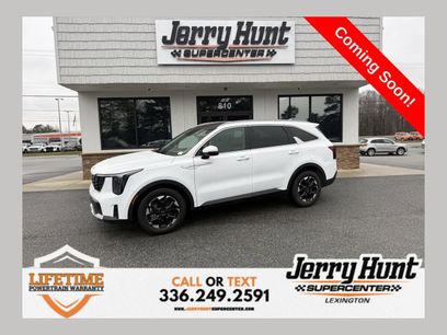 Used 2025 Kia Sorento S w/ Panoramic Sunroof Package