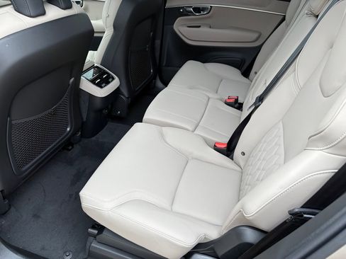 New 2026 Volvo XC90 B6 Plus w/ Protection Package Premier AWD/4WD image 21