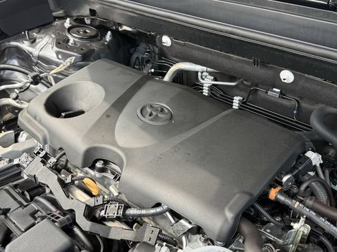Used 2023 Toyota RAV4 XLE Premium FWD image 36