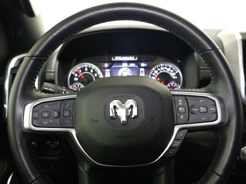 Used 2023 RAM 1500 Laramie image 13