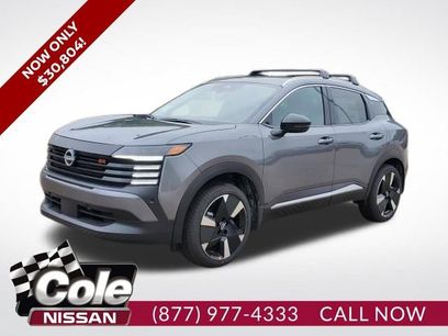 New 2026 Nissan Kicks SR w/ Cold Weather Package