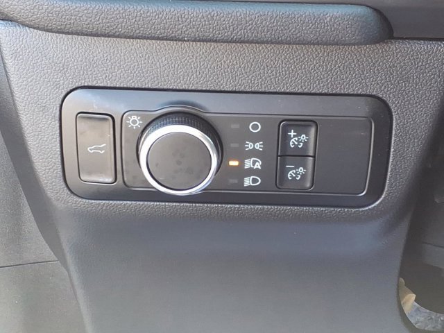Used 2024 Ford Escape ST-Line w/ Tech Pack #1 AWD/4WD image 19