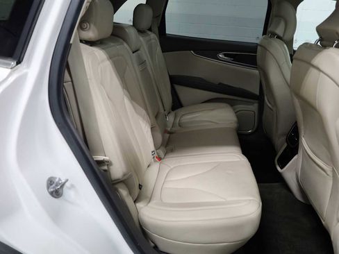 Used 2016 Lincoln MKX Reserve w/ Climate Package image 41