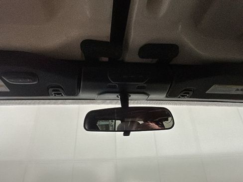 Used 2023 Jeep Wrangler Unlimited w/ Convenience Group AWD/4WD image 28