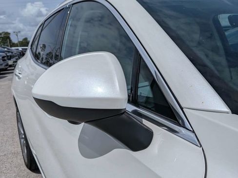 Used 2023 Buick Envision Avenir image 11