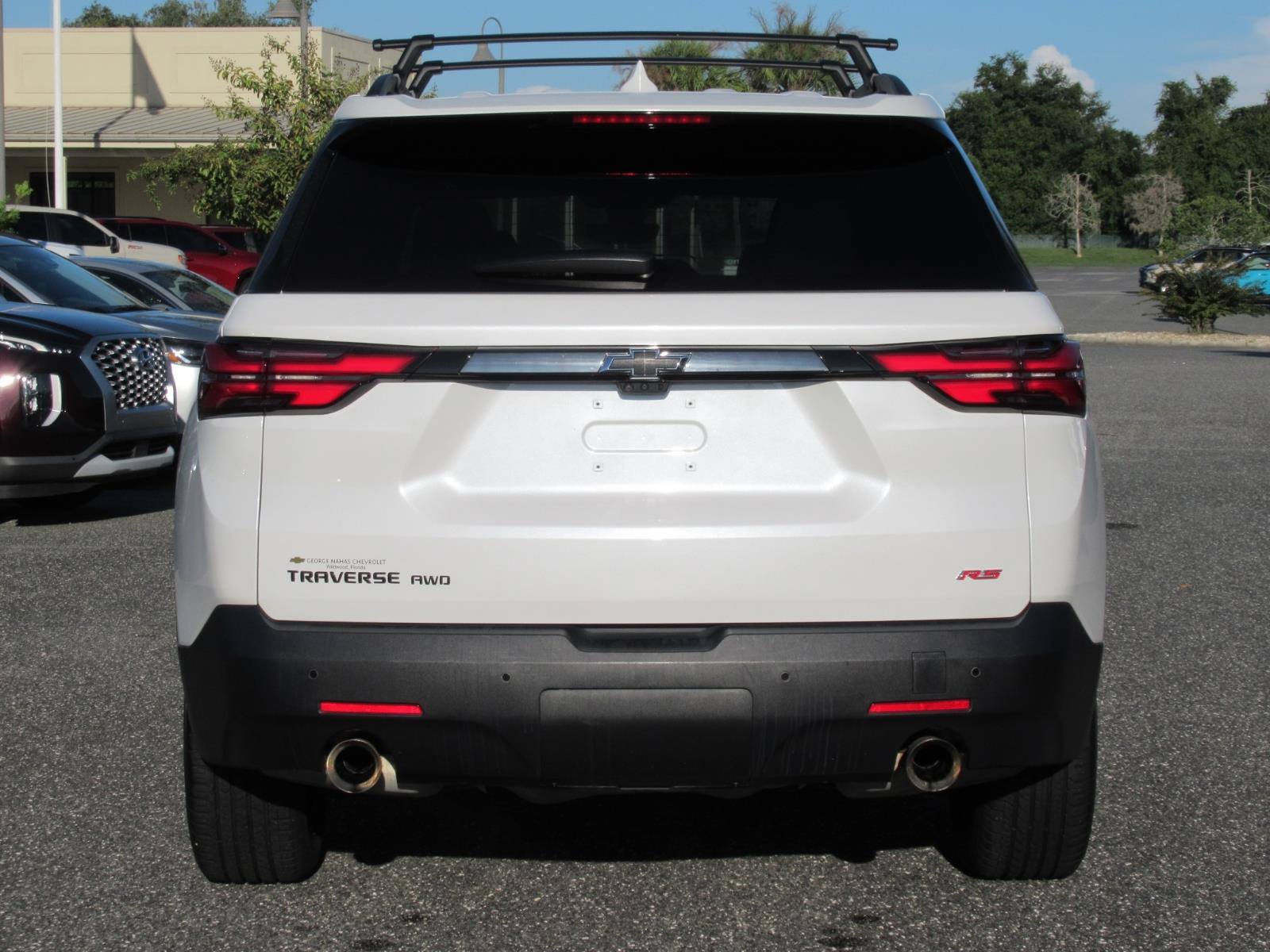 Certified 2022 Chevrolet Traverse RS w/ LPO, 'HIT The Road' Package AWD/4WD image 6