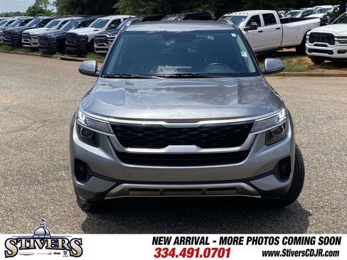 Used 2022 Kia Seltos S FWD image 37