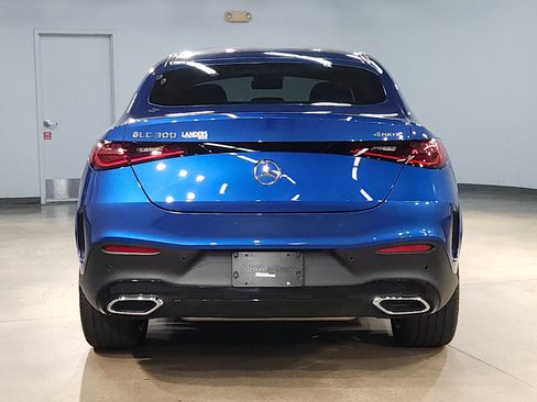 Used 2025 Mercedes-Benz GLC 300 4MATIC image 6