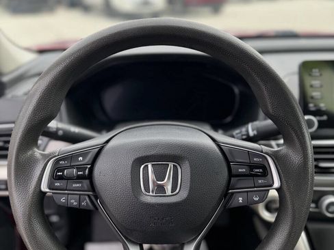 Used 2018 Honda Accord LX image 13