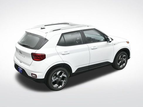 New 2026 Hyundai Venue SEL FWD image 22