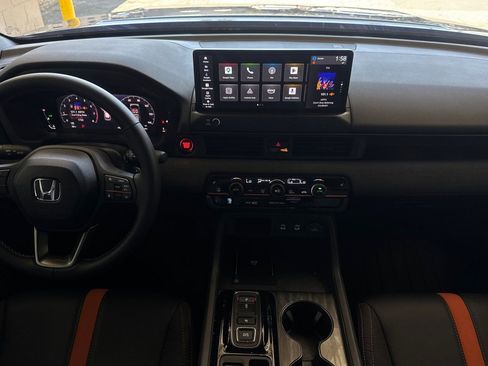 Used 2026 Honda Passport TrailSport image 9