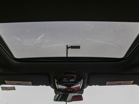 New 2026 BMW 530i xDrive w/ Premium Package image 7