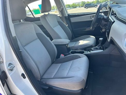 Used 2019 Toyota Corolla LE FWD image 5