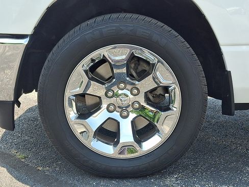 Used 2023 RAM 1500 Big Horn AWD/4WD image 9