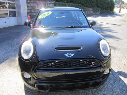 Used 2015 MINI Cooper S image 32