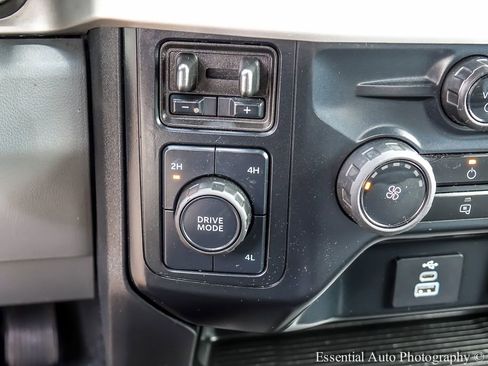 Used 2024 Ford F350 XLT AWD/4WD image 16