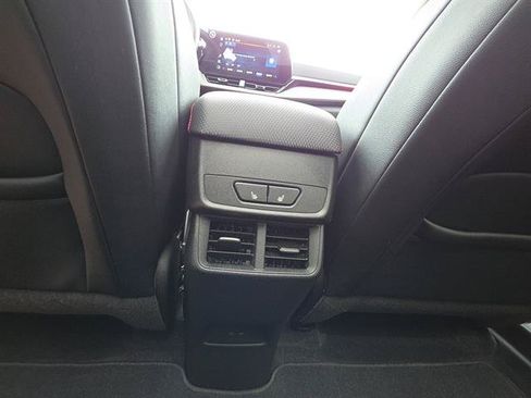 Used 2025 Chevrolet Equinox RS w/ Convenience Package III AWD/4WD image 14