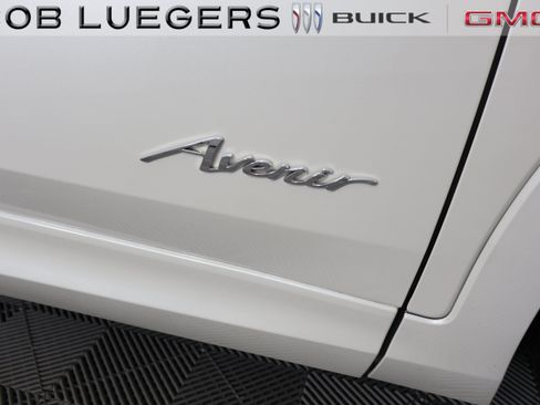 Certified 2024 Buick Envista Avenir FWD image 4