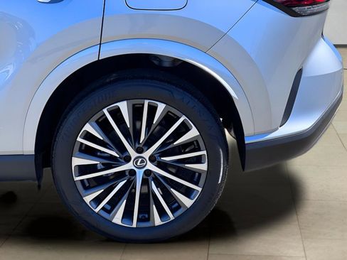 Used 2023 Lexus RX 350 Premium Plus w/ Accessory Package image 37