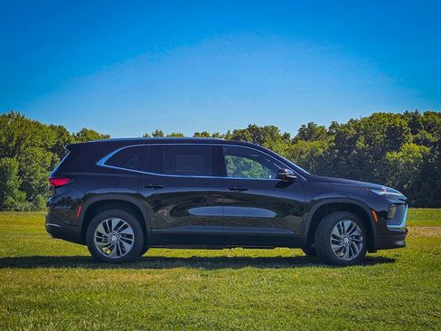 New 2027 Buick Enclave Preferred w/ Power Package AWD/4WD image 2