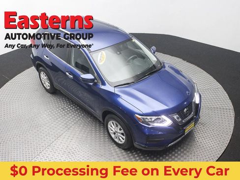Used 2020 Nissan Rogue SV AWD/4WD image 3