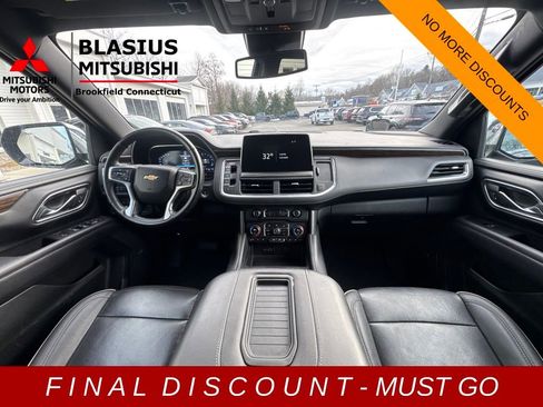 Used 2023 Chevrolet Suburban Premier image 17