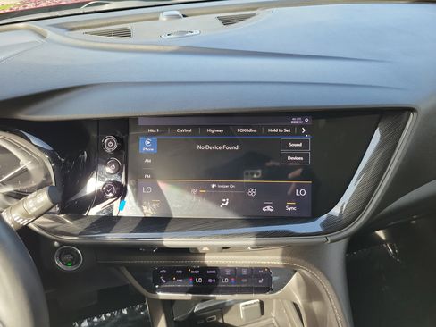 Used 2021 Buick Envision Preferred image 22