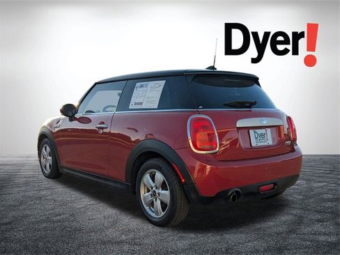 Used 2014 MINI Cooper 2-Door Hardtop image 8