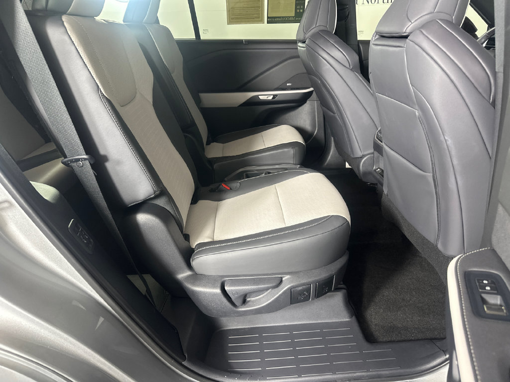 Used 2025 Lexus TX 350 AWD w/ Technology Package image 15