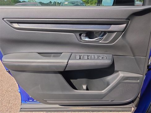 Certified 2025 Honda CR-V Sport image 17