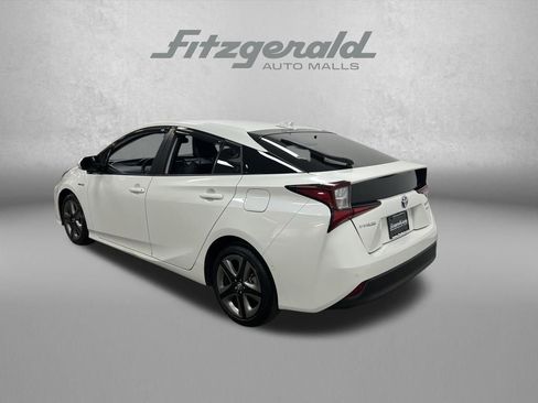 Used 2020 Toyota Prius Limited image 3