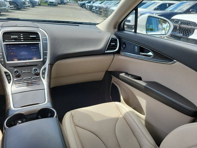 Certified 2020 Lincoln Nautilus Reserve AWD/4WD image 21