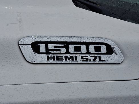 Used 2019 RAM 1500 Big Horn image 29